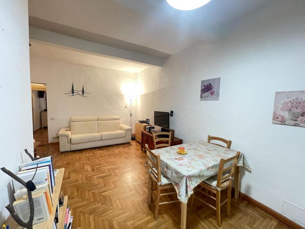 Appartamento Alessia Firenze Bagian luar foto